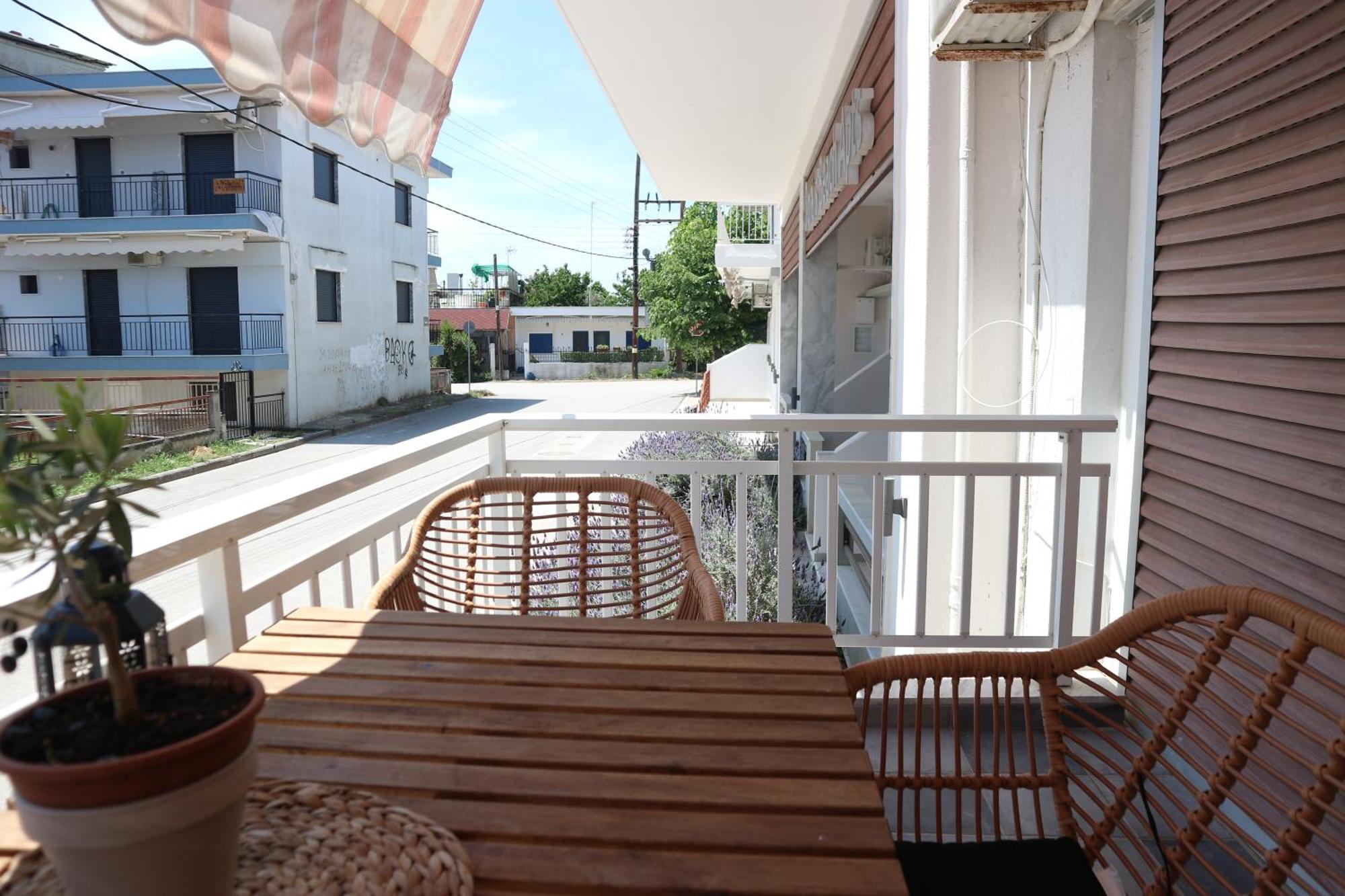Grandma Mary'S Apartment Nea Playia Bagian luar foto